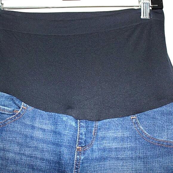 Sonoma Maternity Jean Shorts Size 2 – Distressed  Hem, Stretch Panel THRASHED - Picture 8 of 9